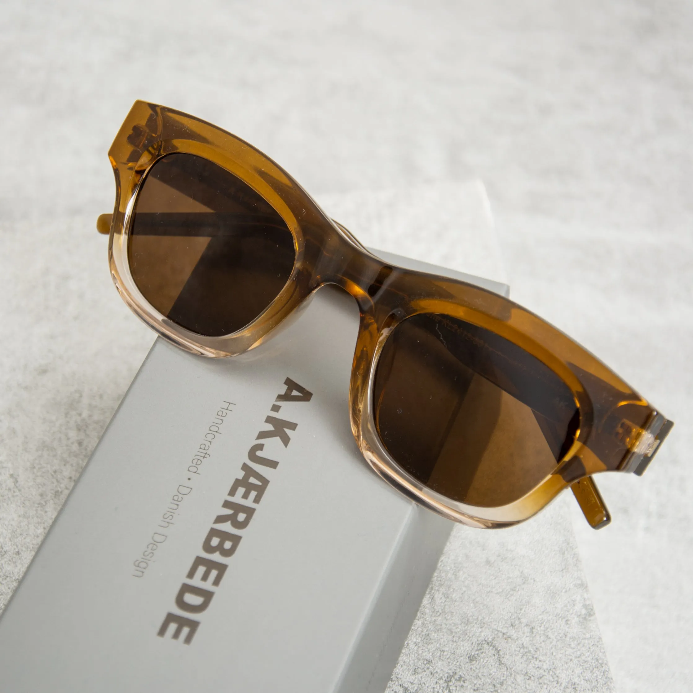 A Kjaerbede Lane KL2412-001 Sunglasses - Smoke / Champagne