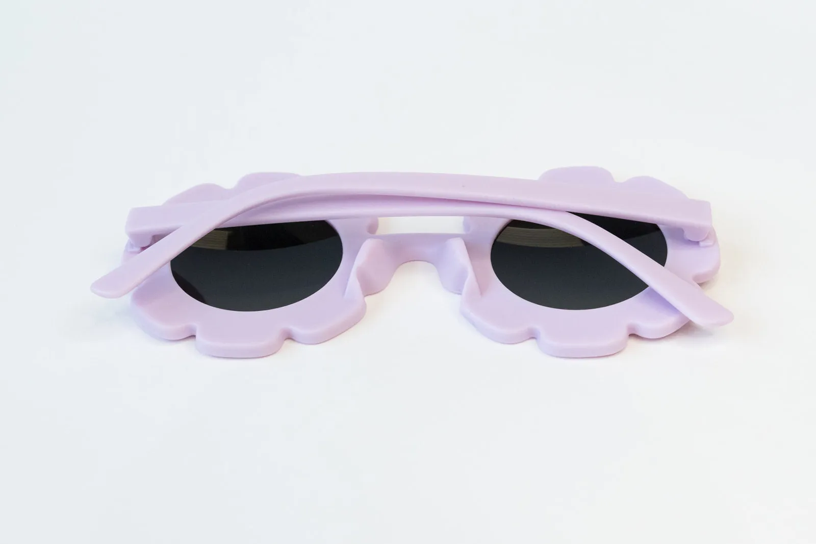 Babeehive Goods Toddler & Kid Daisy Sunglasses - Lavender