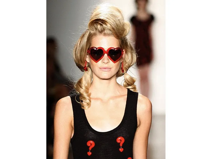 JEREMY SCOTT x Linda Farrow Heart Sunglasses - Red